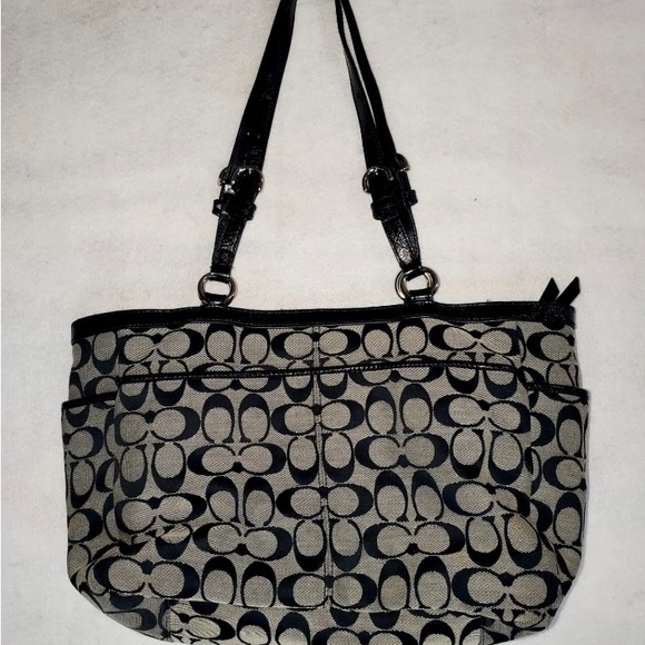 Black and Gray Coach Purse Great shape no stains gently used. - Picture 2 of 4